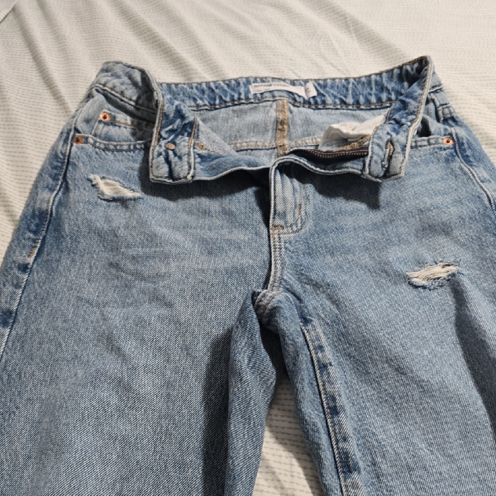 Distressed Light Blue Jeans